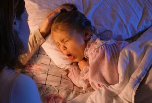 το μωρό βήχει μετά τον ύπνο