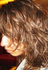 Σκάλισμα μαλλιών σε μεσαία μαλλιά - μακροχρόνια στυλ