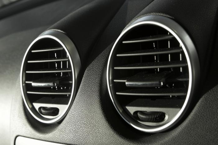 Τοποθετήστε το κλιματιστικό στο αυτοκίνητο